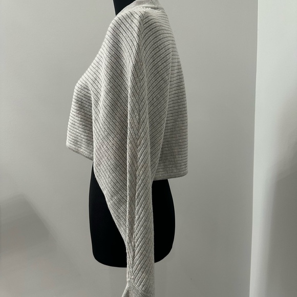 Wilfred Heather Gray Cropped Ribbed Sweater - Picture 2 of 4
